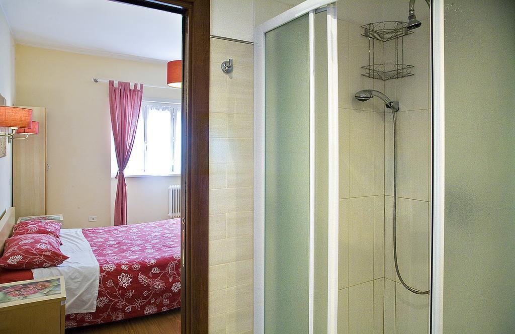 La Dolce Sosta Hotel Lido di Ostia Kültér fotó